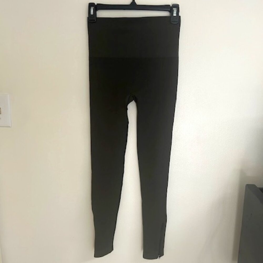 Spanx Black Double Side Seam - Size Medium